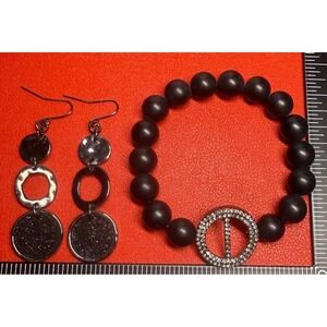 Marilyn Schiff Jewelry Set Black Beaded Stretch Bracelet Dangle Earrings READ
